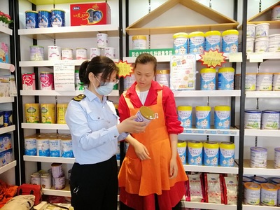 徽州區(qū)市場(chǎng)監(jiān)管局開(kāi)展特殊食品專項(xiàng)檢查 守護(hù)嬰幼兒舌尖安全